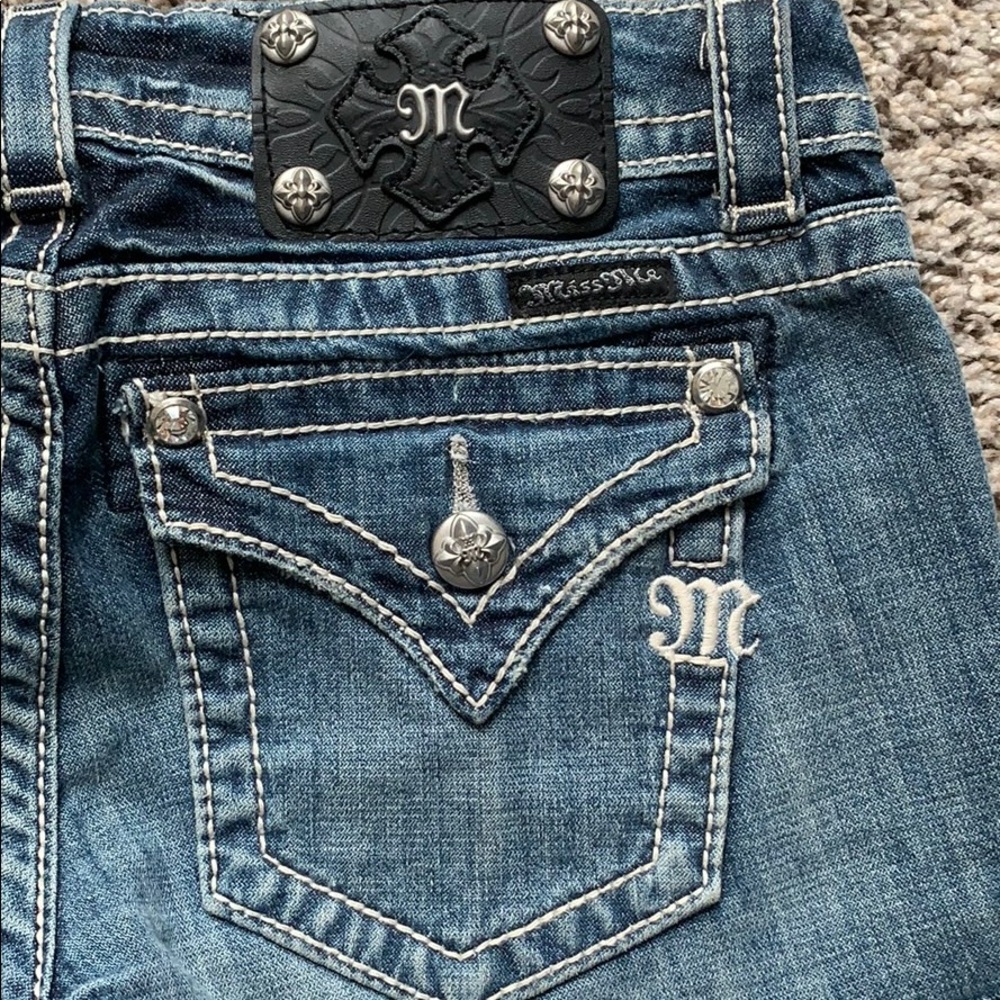 Denim shorts by Miss Me sz 26